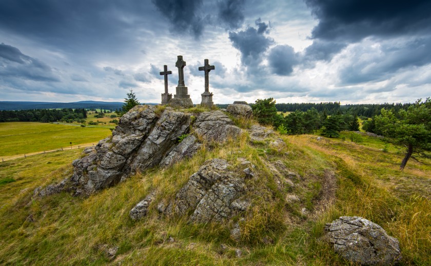 Tři Křížky zdroj: https://www.marianskelazne.cz/vyznamna-mista/tri-krizky/
